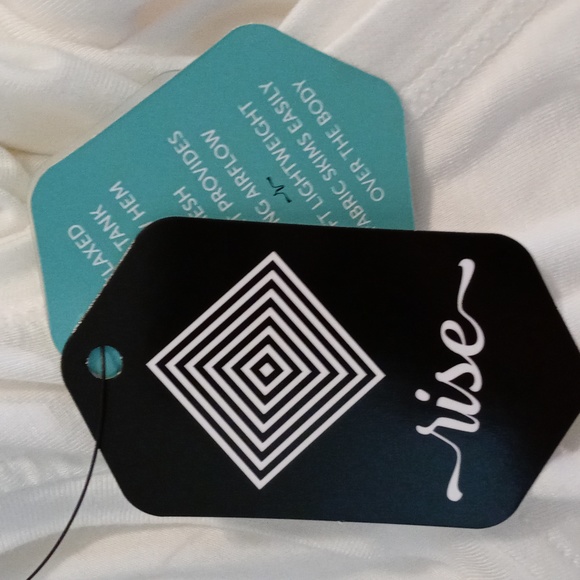 NWT Rise by Lula Roe Performance Tank Top - Picture 5 of 8